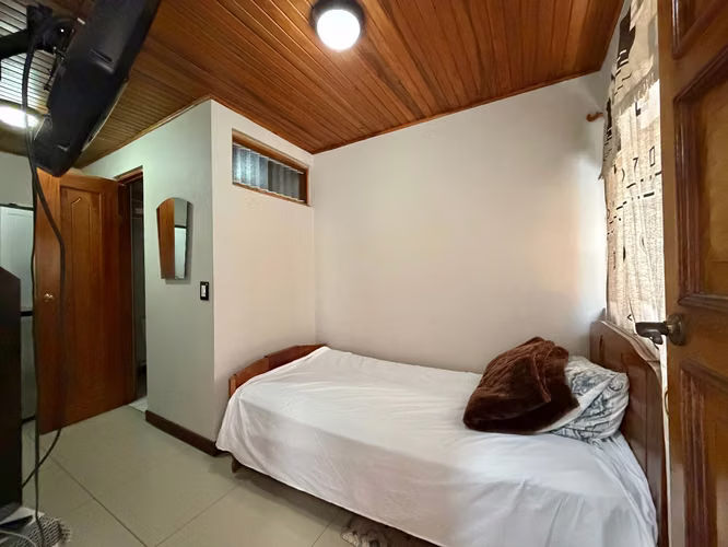Casa en venta en Los Yoses, San José | 4 habitaciones | 225 m² EM512 - Imagen 15