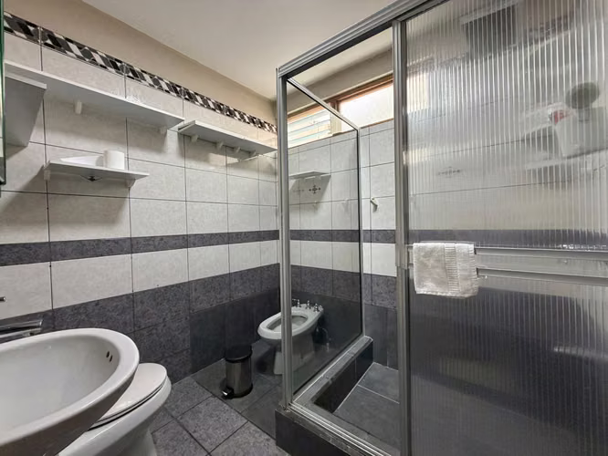 Casa en venta en Los Yoses, San José | 4 habitaciones | 225 m² EM512 - Imagen 10