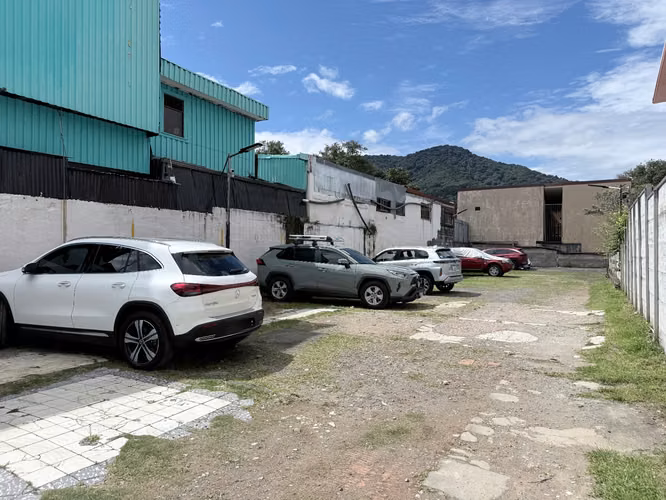 Lote de Uso Mixto con Alto Potencial de Desarrollo | Tres Ríos - Imagen 3