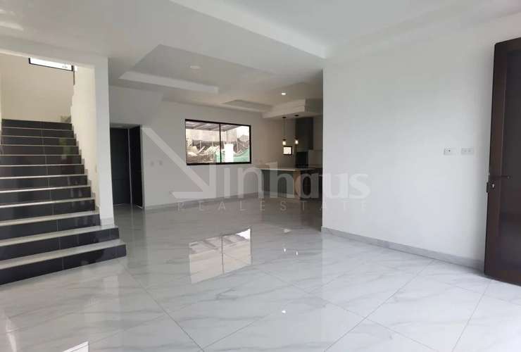  Venta de casa con habitación en primera planta - Tres ríos - Imagen 5