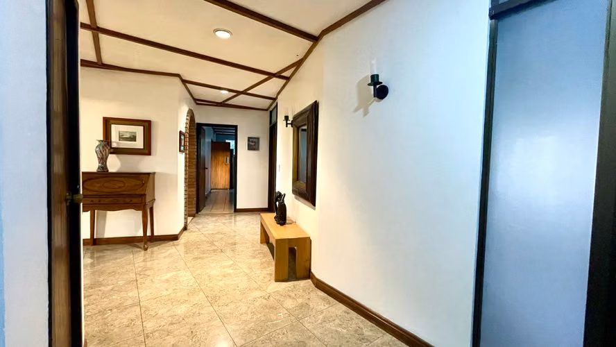 Amplia propiedad en venta para proyecto en Sabana Oeste! P480 - Imagen 14