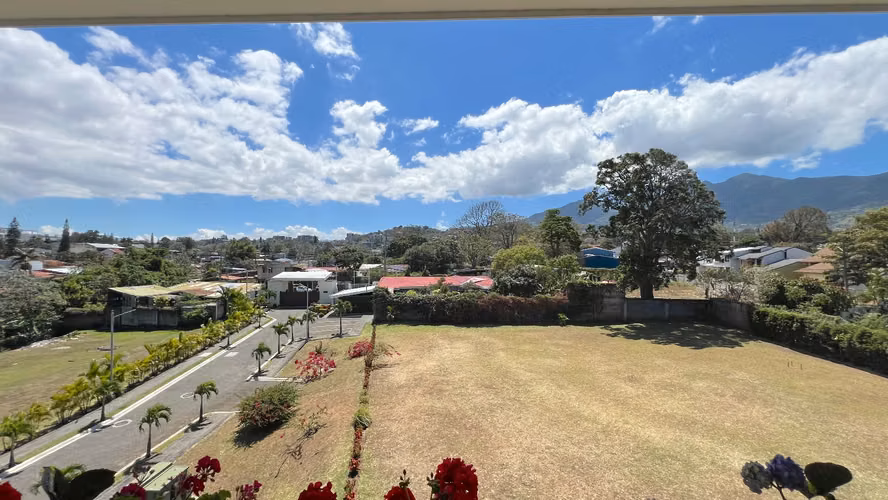 Penthouse Alquiler Escazu 208 m2 habitables en Condominio con amenidades - Imagen 6