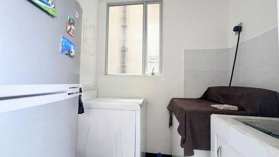 Apartamento moderno en condominio seguro – Sagrada Familia, San José   Referencia: 27-690 - Imagen 6