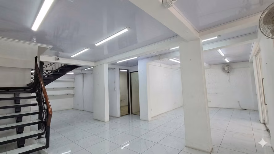 Local Comercial en Venta | Calle Principal en Calle Blancos | 233 m² -15 - Imagen 4