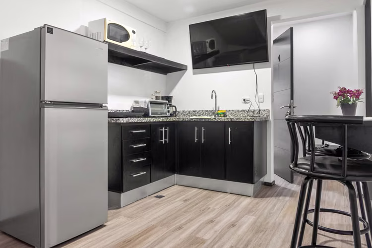 ESTUDIO EN ALQUILER – SABANA | SERVICIOS INCLUIDOS $750