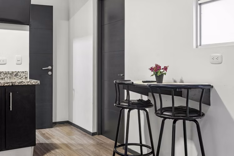 ESTUDIO EN ALQUILER – SABANA | SERVICIOS INCLUIDOS $750 - Imagen 5