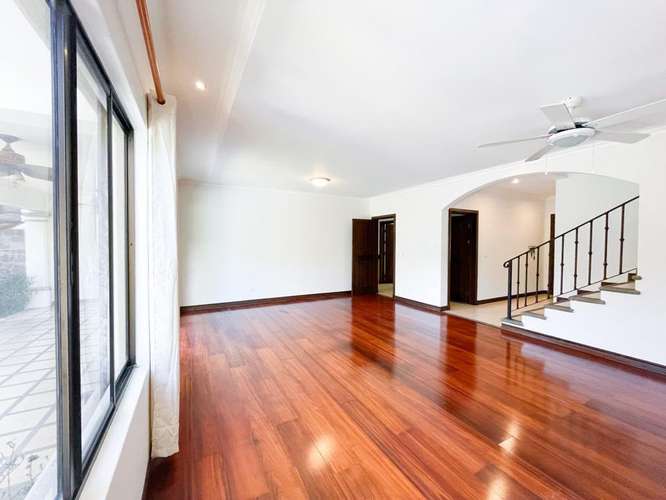 Alquiler de casa con piscina propia - Imagen 16