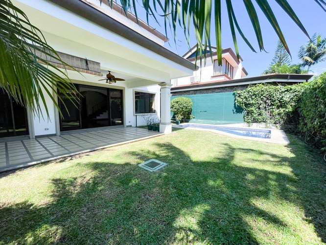 Alquiler de casa con piscina propia - Imagen 13