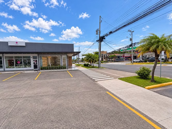 Alquiler Local Comercial en Escazu - Imagen 2