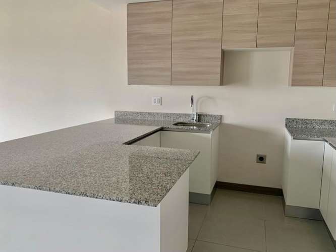 VENTA DE APARTAMENTO TIPO ESTUDIO EN CONDO SANTA VERDE CON LINEA BLANCA - Imagen 5