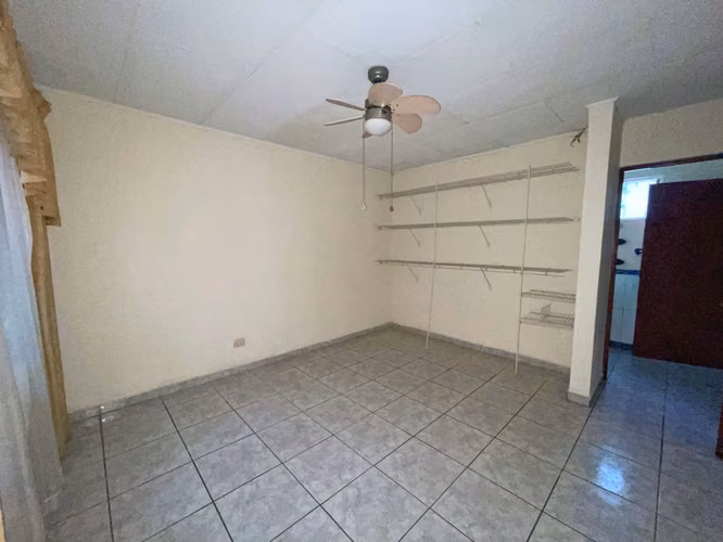 Casa en venta en Sabana Sur, ideal para remodelar! P502 - Imagen 7