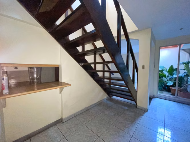 Casa en venta en Sabana Sur, ideal para remodelar! P502 - Imagen 4