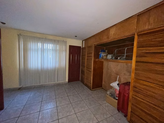 Casa en venta en Sabana Sur, ideal para remodelar! P502 - Imagen 17