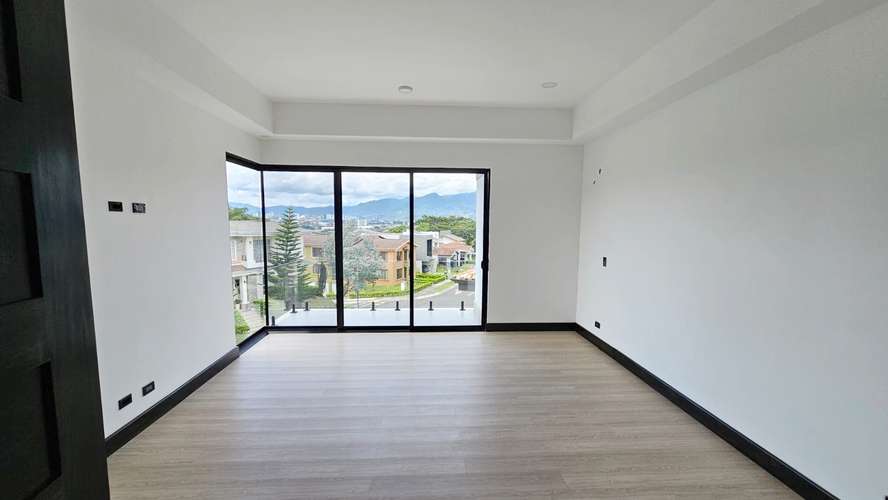 VENTA DE CASA PARA ESTRENAR EN CONDOMINIO HEREDIA  - Imagen 6