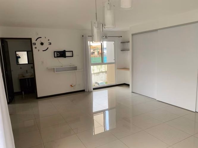 Apartamento en Granadilla/piso 4-2 parqueos-seguro