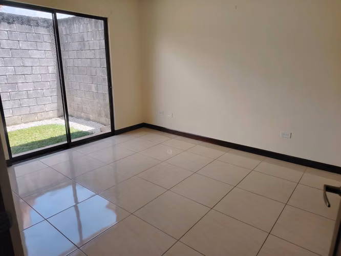 Linda casa en Condominio La Rueda - Imagen 9