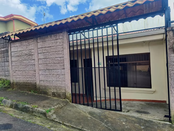 Hermosa Casa en Alquiler - Imagen 2