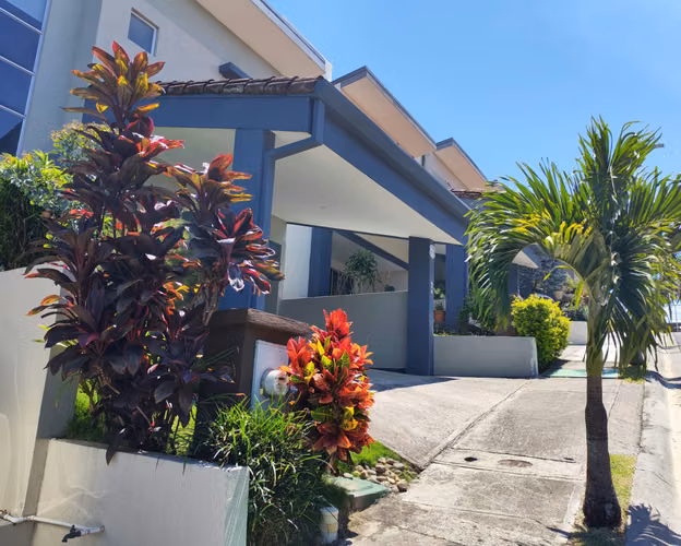 VENTA DE CASA EN CONDOMINIO VILLA REAL EN HEREDIA