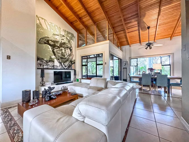 Casa Palm Gardens | 3 Properties | Santa Ana Suburban Living - Imagen 3