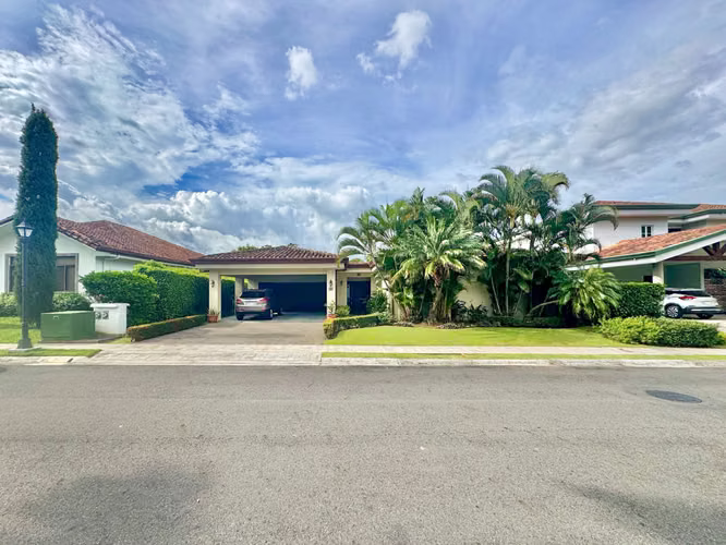 Casa Palm One level home 4 rooms in Santa Ana - Imagen 7