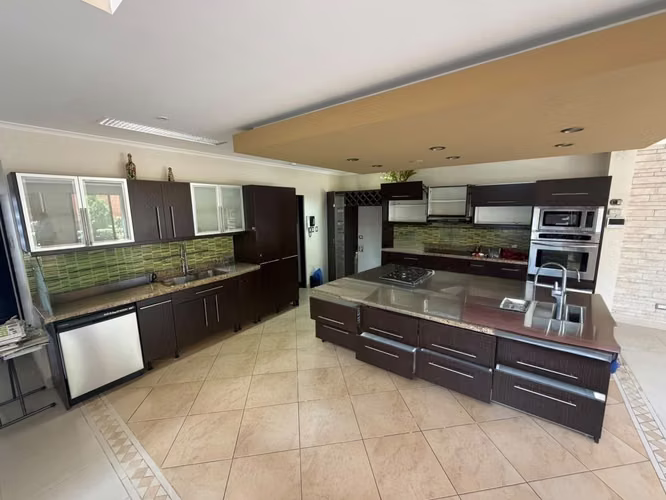 Se Vende hermosa y amplia casa en San Juan de la Union, Tres Ríos - Imagen 8