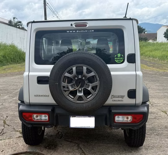 SUZUKI JIMNY GL 2025 AUTOMÁTICO  - Imagen 6