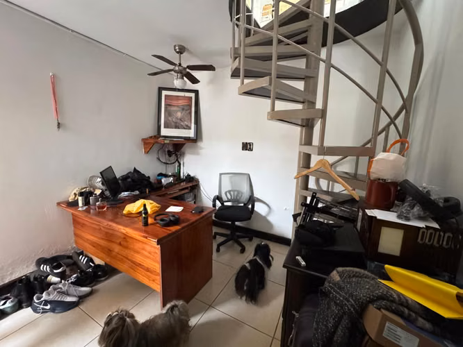 OPORTUNIDAD VENTA DE CASA AMPLIA Y EXCELENTE ESTADO EN ROHRMOSER - Imagen 13