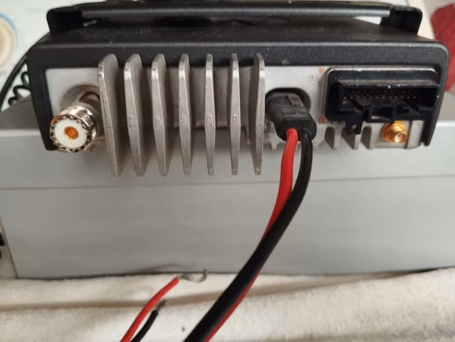 venta radio digital Motorola DGM4100+