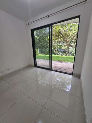 Apartamento en Primera Planta con Jardín Privado | San Nicolás de Bari, Santa Ana - Imagen 12