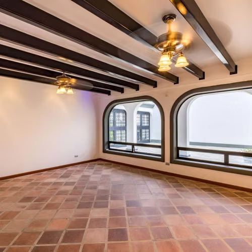 VENTA Mansión de Lujo en San Antonio de Escazú con Dos Residencias y Amenidades Resort  - Imagen 10