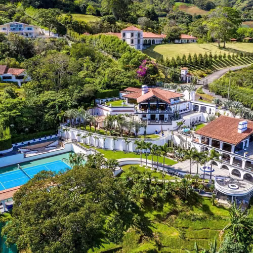 VENTA Mansión de Lujo en San Antonio de Escazú con Dos Residencias y Amenidades Resort  - Imagen 2