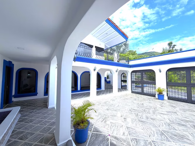 VENTA Mansión de Lujo en San Antonio de Escazú con Dos Residencias y Amenidades Resort  - Imagen 13