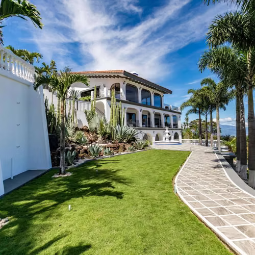 VENTA Mansión de Lujo en San Antonio de Escazú con Dos Residencias y Amenidades Resort  - Imagen 6