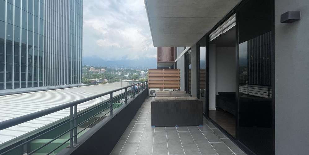 Apartment 2BR in Escazu Village - Private Terrace - Pool & Amenities