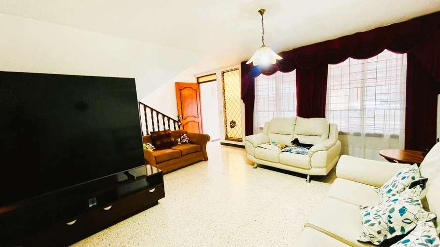 PROPIEDAD PREMIUM CON POTENCIAL RESIDENCIAL Y COMERCIAL EN SAN RAMÓN, ALAJUELA