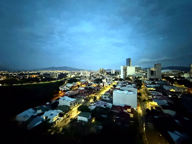 EXECUTIVE RESIDENCE AVAILABLE — ROHRMOSER, SAN JOSÉ.  - Imagen 12