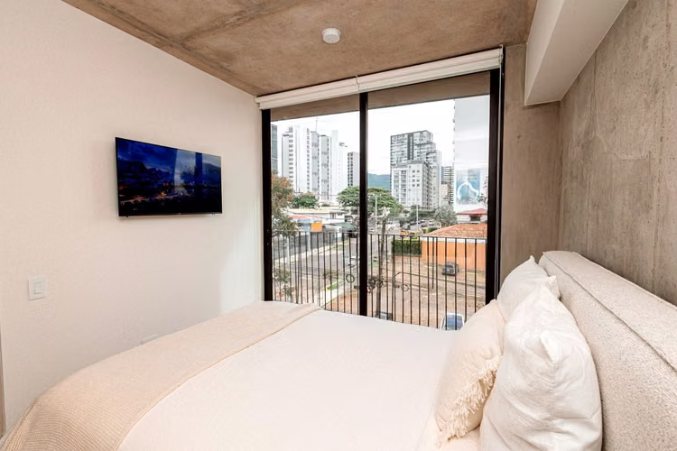 EXECUTIVE RESIDENCE AVAILABLE — ROHRMOSER, SAN JOSÉ.  - Imagen 5