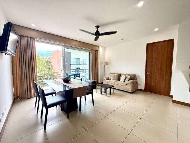 Apartamento en venta en Distrito 4, Escazú – Alquilado, ideal para inversión