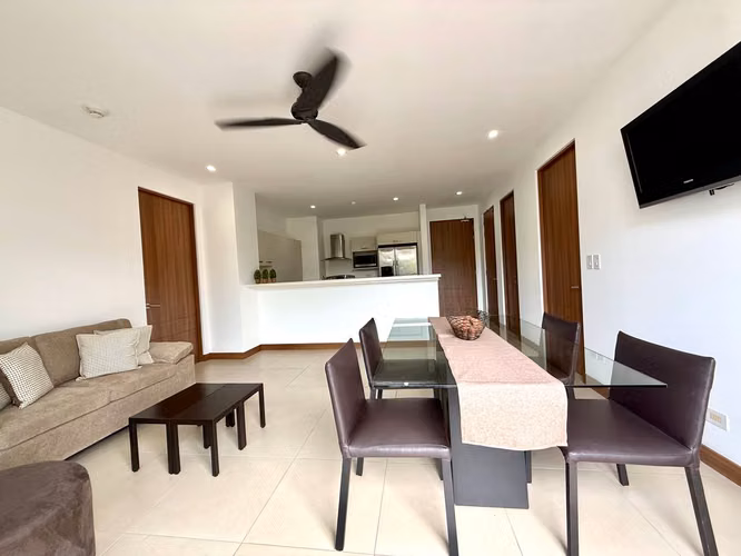 Apartamento en venta en Distrito 4, Escazú – Alquilado, ideal para inversión