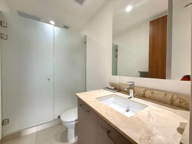 Apartamento en venta en Distrito 4, Escazú – Alquilado, ideal para inversión