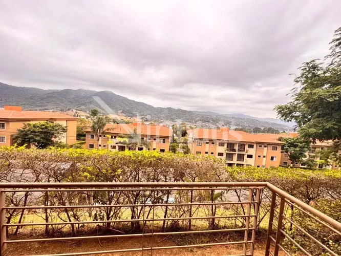  Amplio apto en alquiler en planta baja en Condominio Torres del Sol - Imagen 9