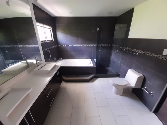 268A / Venta/ Casa / Grande y lujosa / Condominio Exclusivo - Imagen 12