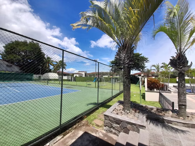 268A / Venta/ Casa / Grande y lujosa / Condominio Exclusivo - Imagen 16