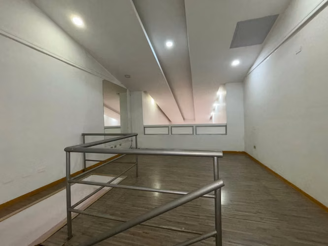 ALQUILER DE LOCAL EN PLAZA - SAN RAFEL ESCAZU - Imagen 10