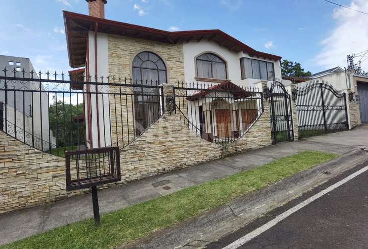 Venta de casa de lujo - Curridabat