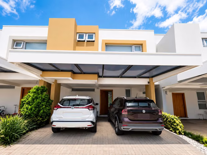 HOUSE RENTAL, 2 ROOMS, WITH PATIO, HEREDIA ULLOA