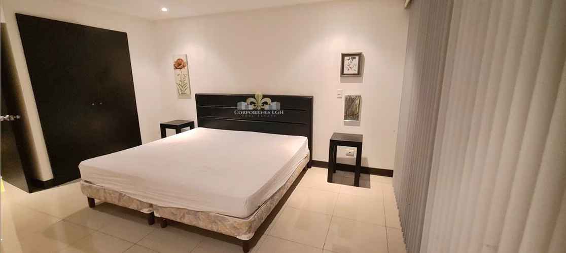 Se Alquila Apartamento Amueblado con linda vista en condominio pequeño en Guachipelin Norte de Escazu - Imagen 3