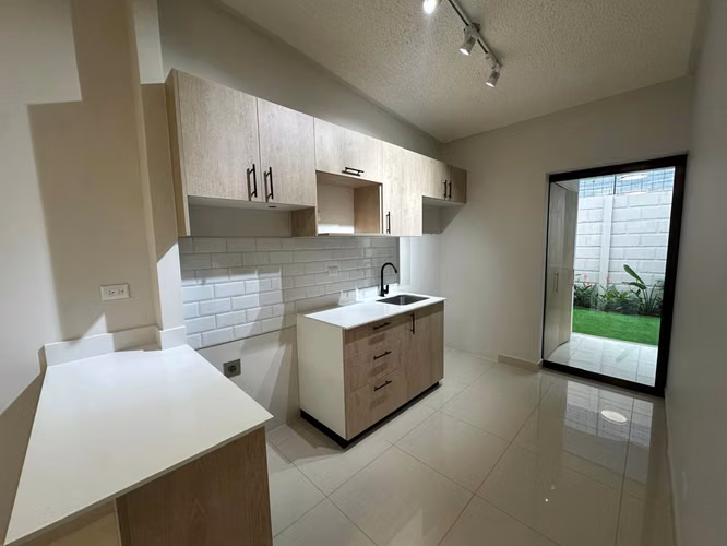 ALQUILER DE CASA PARA ESTRENAR, CONDOMINIO EN SAN FRANCISCO, HEREDIA - Imagen 5