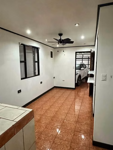 Se Vende Complejo de Apartamentos en Desamparados centro.  - Imagen 4