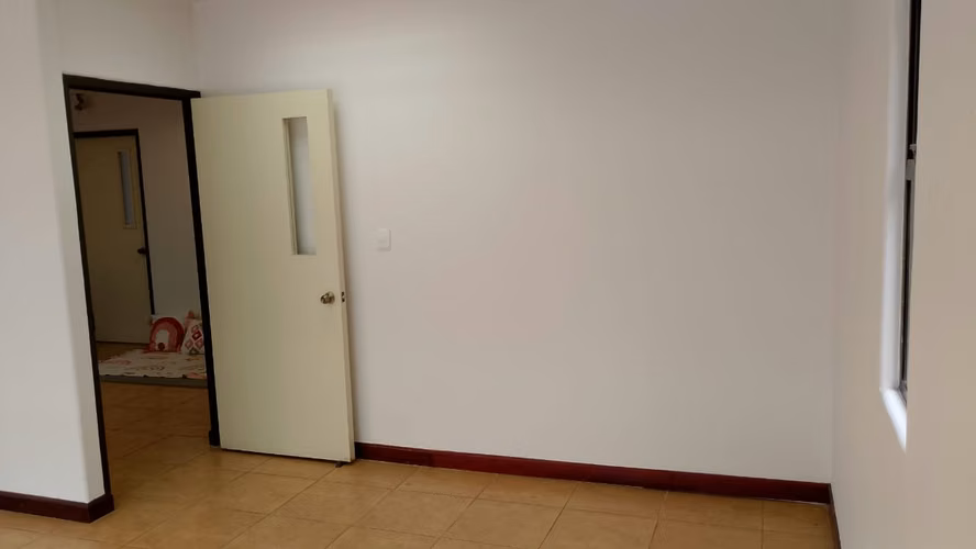Consultorio médico en alquiler en Sabana Oeste: 25 m² en primera planta (ref : 80) - Imagen 9